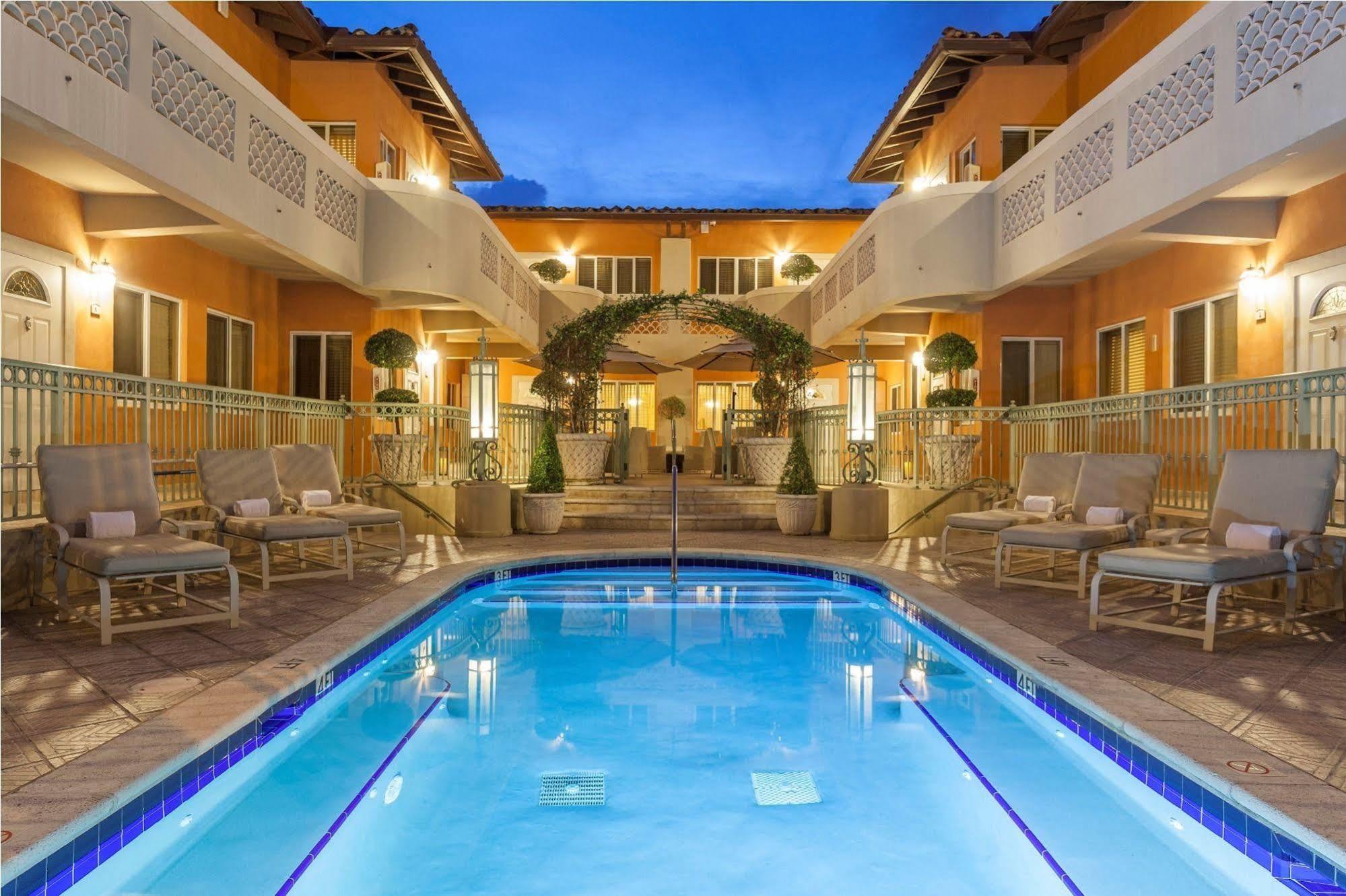 Sun Harbour Boutique Hotel Bal Harbour Ngoại thất bức ảnh